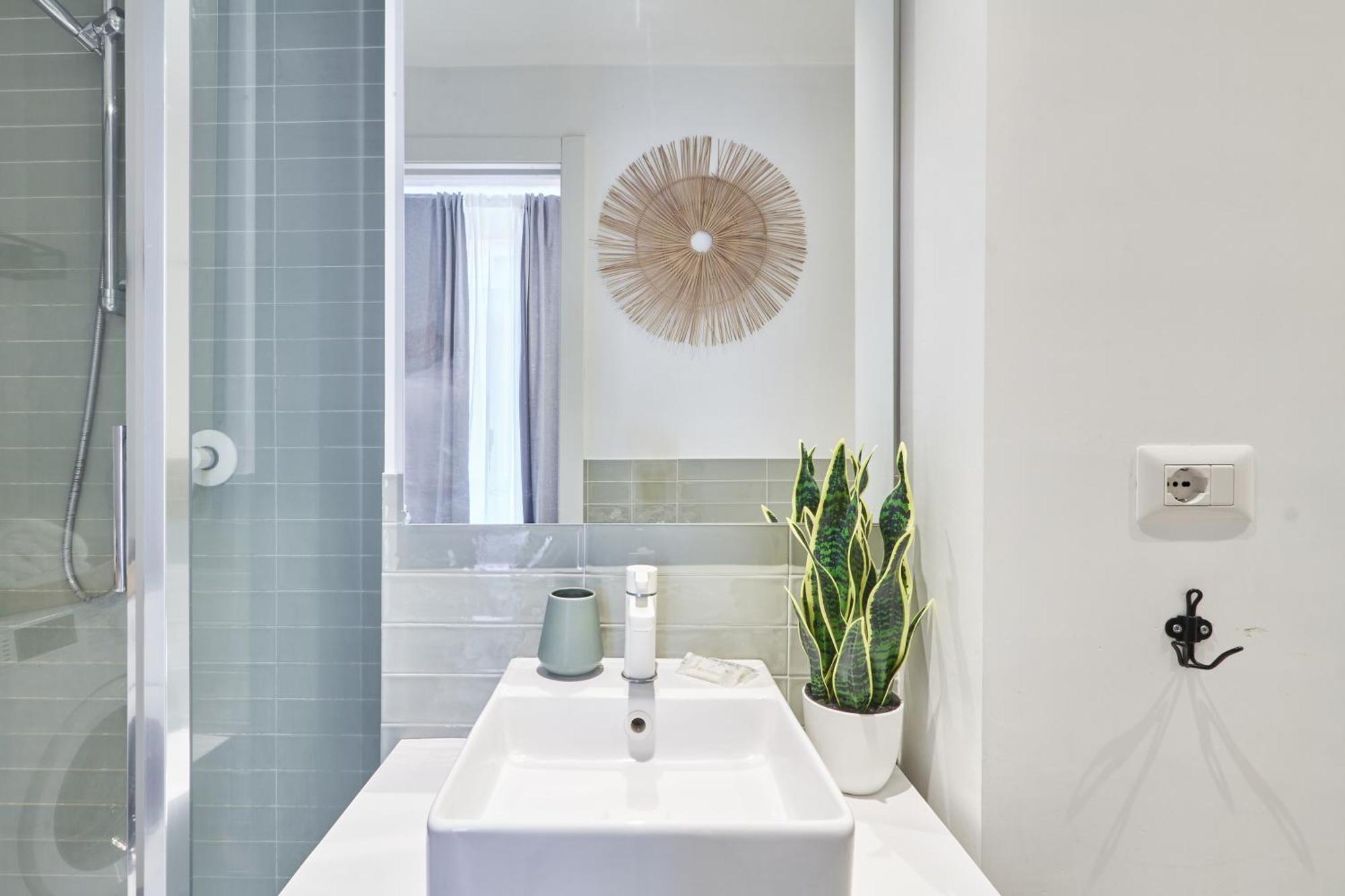 Elegante Appartamento Minimal Dai Tocchi Botanici 밀라노 외부 사진